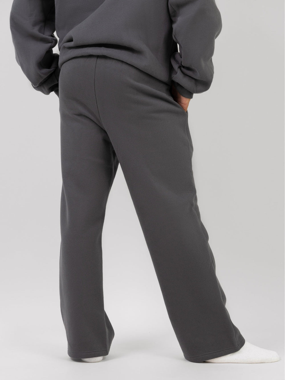 Signature Straight Leg Sweatpants