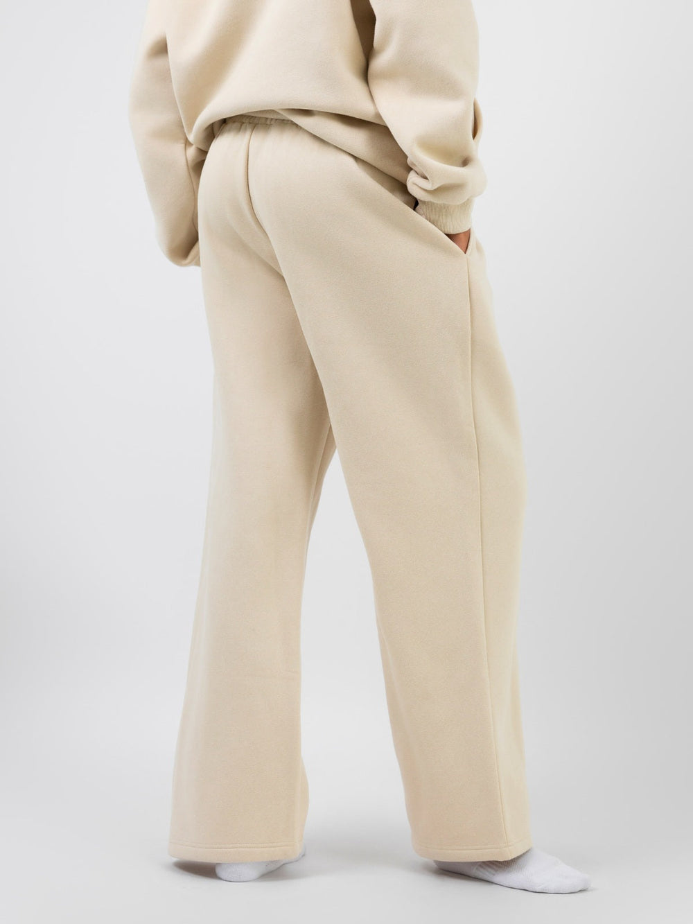 Signature Straight Leg Sweatpants